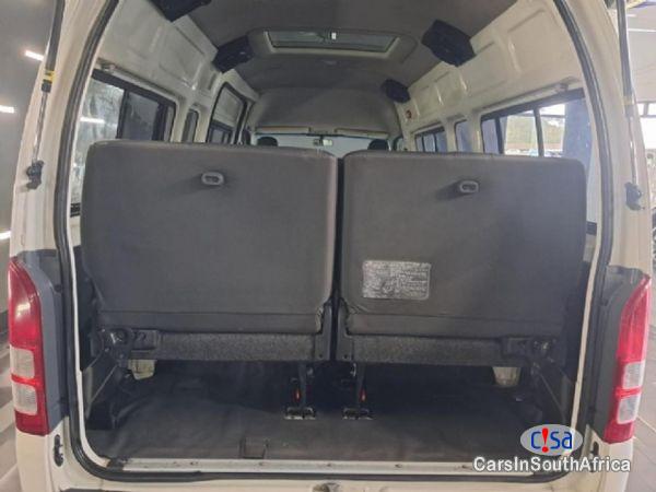 Toyota Quantum 2.5 D-4D Sesfikile 16-seats Call 081 494 5928 Manual 2020 in Northern Cape