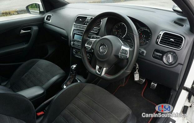 Volkswagen Polo Automatic 2014 - image 11
