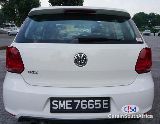 Volkswagen Polo Automatic 2014 - image 6