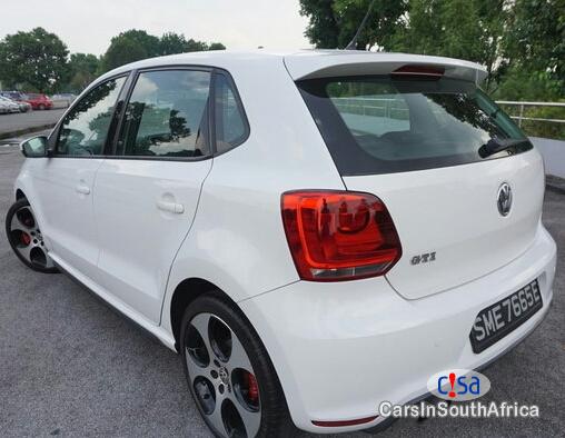 Volkswagen Polo Automatic 2014 - image 7
