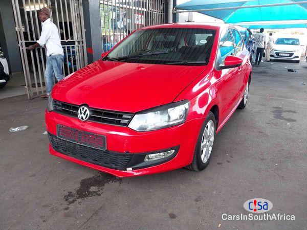Pictures of Volkswagen Polo 1.4 Trendline Manual 2014