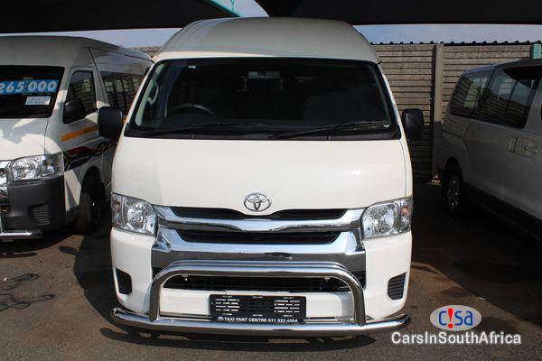 Toyota Quantum 2.5D-4D GL 14 Seater Bank Repossessed Manual 2017 - image 2