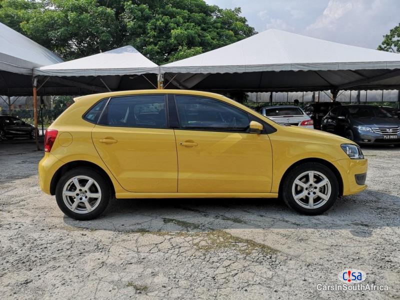 Volkswagen Polo 2.0 Trendline 5Dr Automatic 2012 - image 3