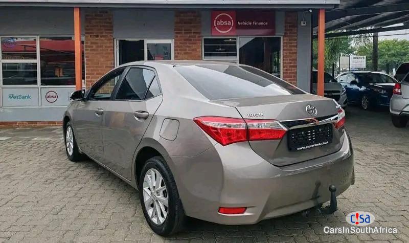Toyota Corolla 18 Manual 2014