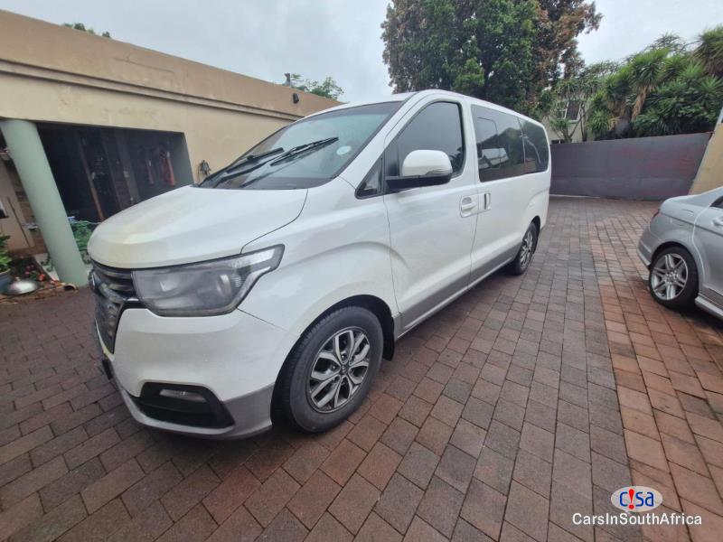 Hyundai H-1 2.5 Hyundai H1 VGTi Bus Call Or 4 0848069549 Automatic 2021