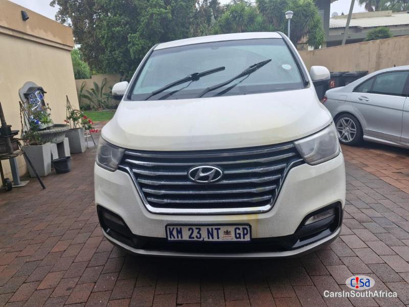 Hyundai H-1 2.5 Hyundai H1 VGTi Bus Call Or 4 0848069549 Automatic 2021 in Western Cape