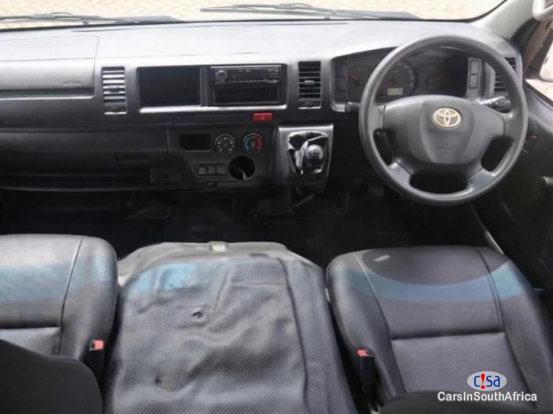 Toyota Quantum 2.5 D-4D Sesfikile 16-seats Call 081 494 5928 Manual 2018 in Eastern Cape