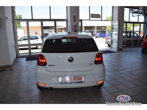 Volkswagen Polo Automatic 2015 - image 4
