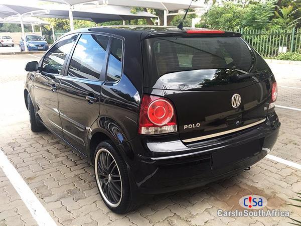 Volkswagen Polo Manual 2007 - image 3
