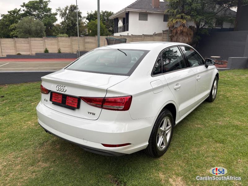 Audi A3 1.0/call Whatsapp 068 346 6875 Automatic 2018 - image 2