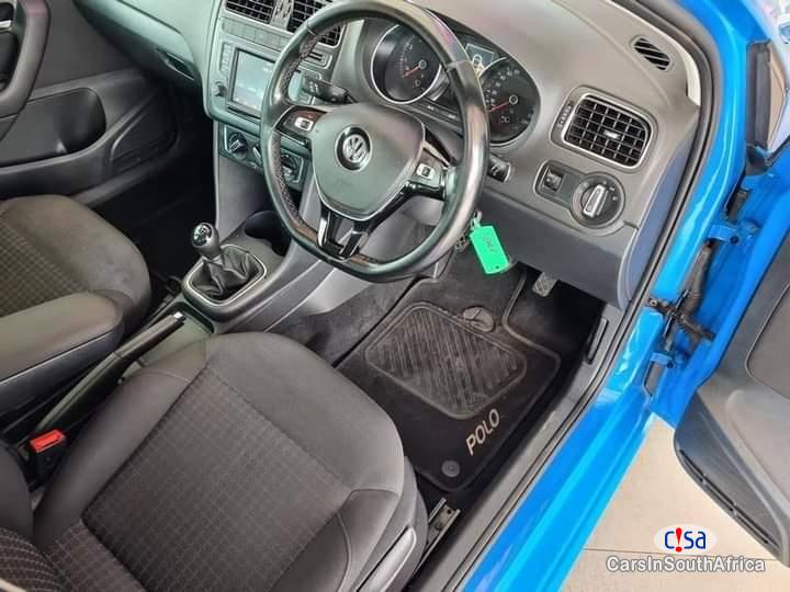 Volkswagen Polo 1.2TSI Manual 2016 - image 4