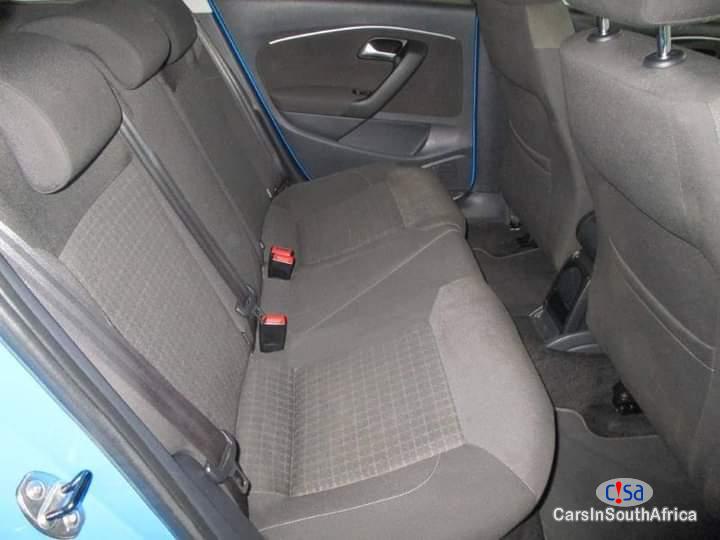 Volkswagen Polo 1.2TSI Manual 2016 - image 5