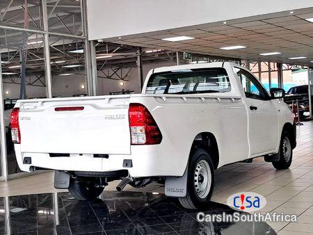 Toyota Hilux 2.0 Manual 2020 - image 2