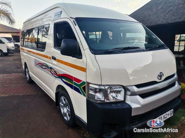 Picture of Toyota Quantum 2.5 D-4D Sesfikile 16-Seat Manual 2021