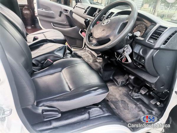 Toyota Quantum 2.5 D-4D Sesfikile 16-Seat Manual 2021 in South Africa