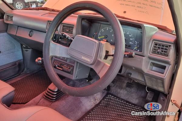 Toyota Hilux 0783349415 Manual 1996 in South Africa - image