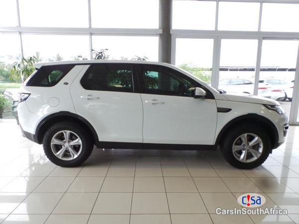 Land Rover Discovery Automatic 2014 in Gauteng