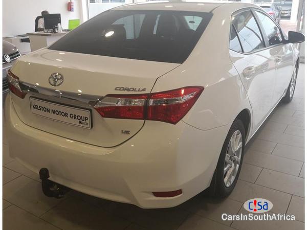 Toyota Corolla Automatic 2016 - image 3