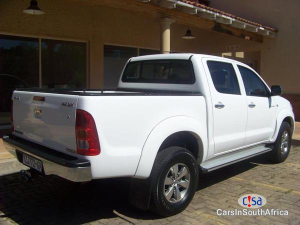 Toyota Hilux Manual 2009 in South Africa