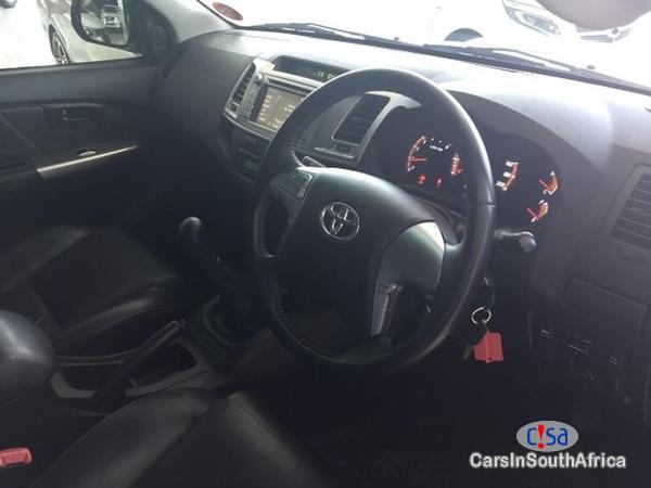 Toyota Hilux Manual 2015