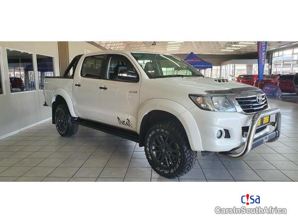 Toyota Hilux Manual 2015 - image 4