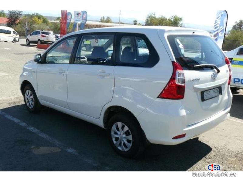 Toyota Avanza Manual 2015 - image 3
