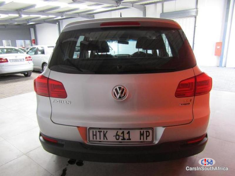 Volkswagen Tiguan Manual 2014 - image 3