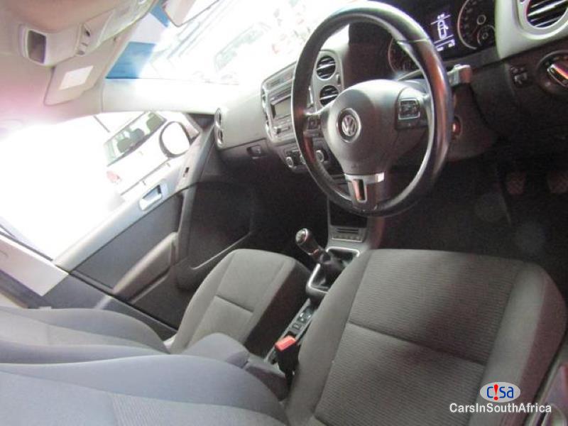 Volkswagen Tiguan Manual 2014 - image 4