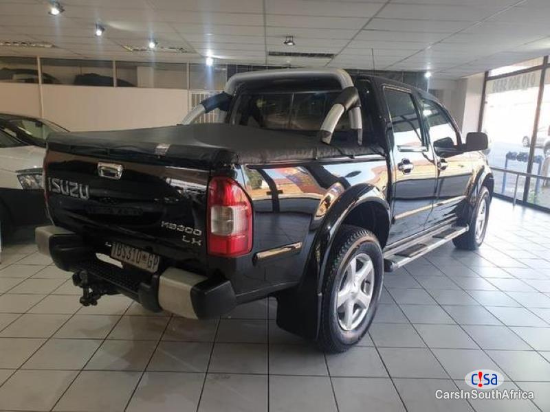 Isuzu KB250 Manual 2008 - image 3