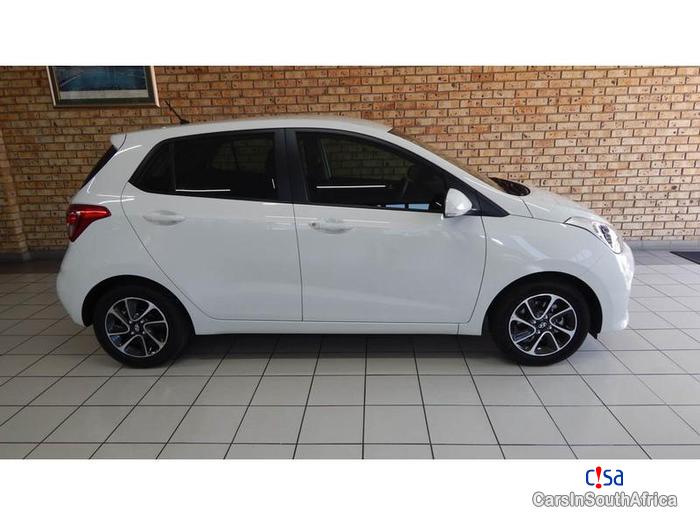 Hyundai i10 Manual 2016