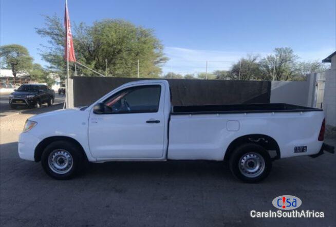 Toyota Hilux Manual 2013 in South Africa