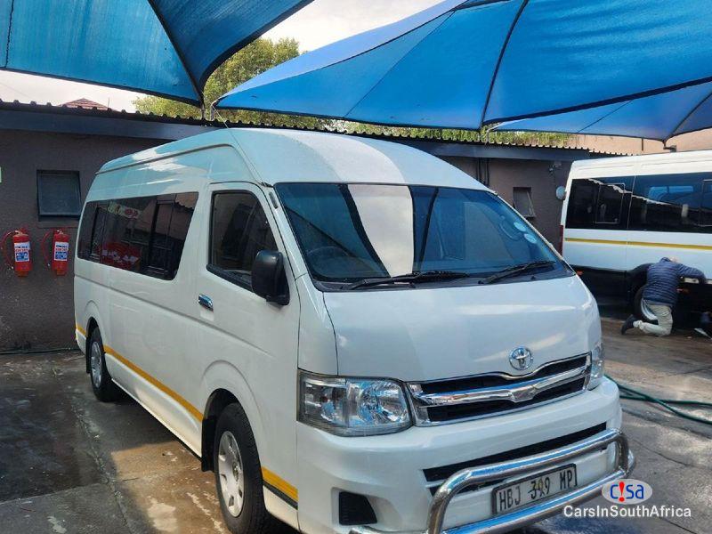 Toyota Quantum 2.5L GL MANUAL 0813350925 Manual 2020 - image 2