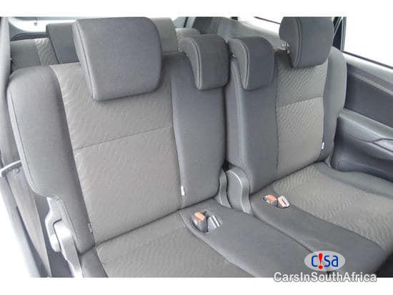 Toyota Avanza 1.5sx Manual 2017 - image 6