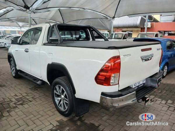 Toyota Hilux 2.8 Automatic 2022 - image 4