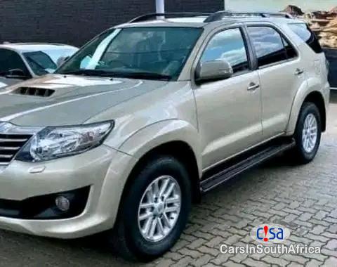 Toyota Fortuner Automatic 2010 - image 3