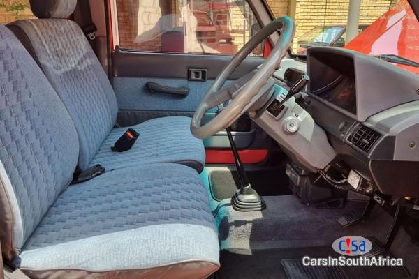 Toyota Venture 1800 8-Seat Manual 1994 - image 3