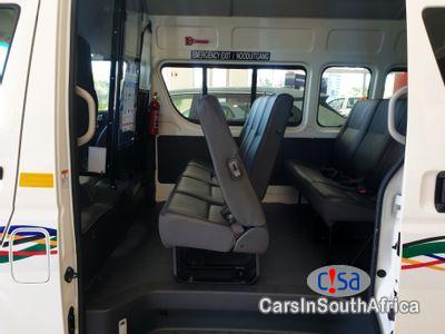 Toyota Quantum 2.5 Sesfikile 16seats, 0684957752 Manual 2019 - image 5