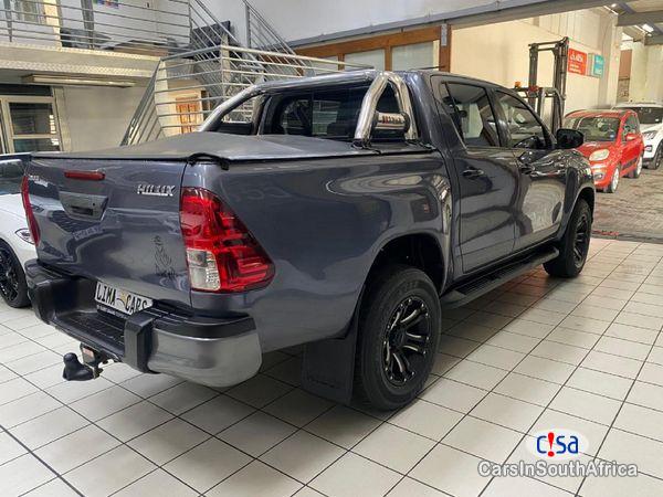 Toyota Hilux 2.8 GD-6 Raider Call 081 494 5928 Delivery Nationwide Automatic 2018 - image 2