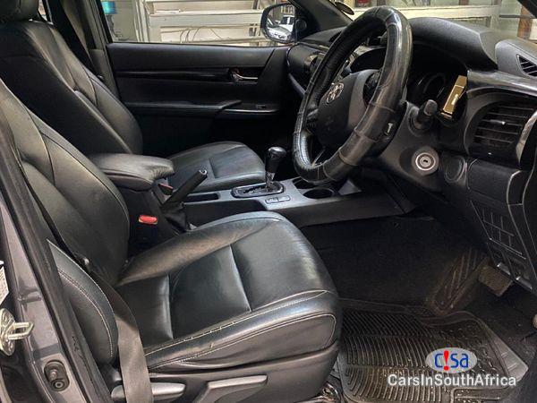 Toyota Hilux 2.8 GD-6 Raider Call 081 494 5928 Delivery Nationwide Automatic 2018 - image 3
