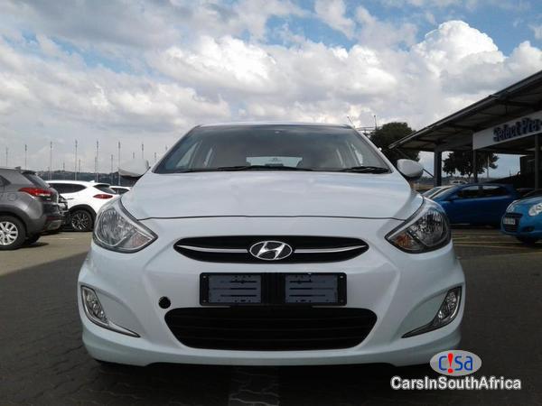 Hyundai Accent Manual 2017 - image 2