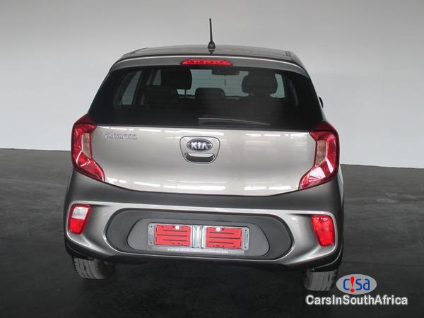 Kia Picanto Manual 2017 in South Africa