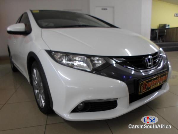 Honda Civic Automatic 2012 - image 2