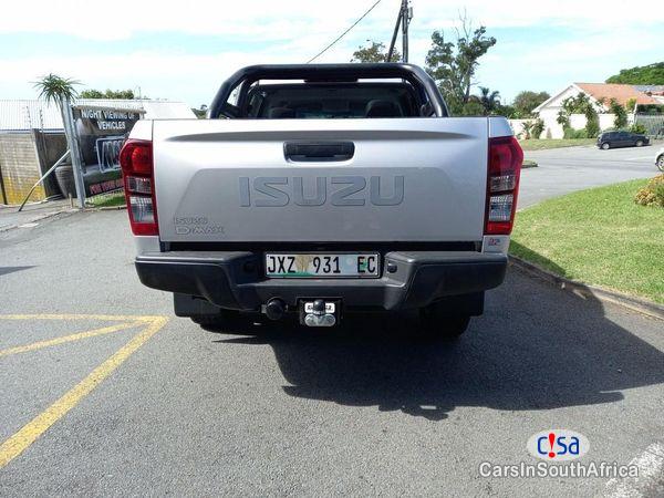 Toyota Quantum 2020 Isuzu D-Max 250 HO Hi-Rider Auto Double-Cab 0734702887 Automatic 2020 in South Africa