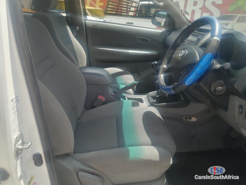 Toyota Hilux 3.0D Manual 2014 - image 6