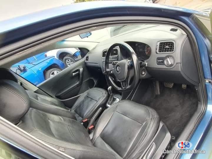 Volkswagen Polo 1.6 Automatic 2016 - image 6