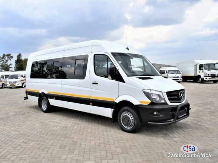 Picture of Mercedes Benz 515 Manual 2018