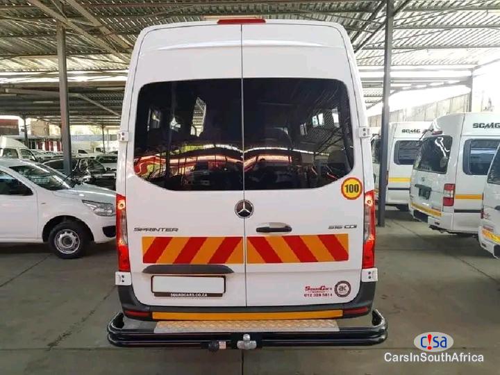 Mercedes Benz CLS-Class 3.0 Manual 2019 - image 2