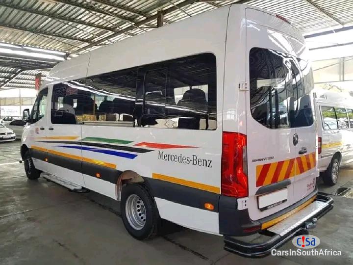 Mercedes Benz CLS-Class 3.0 Manual 2019 - image 3