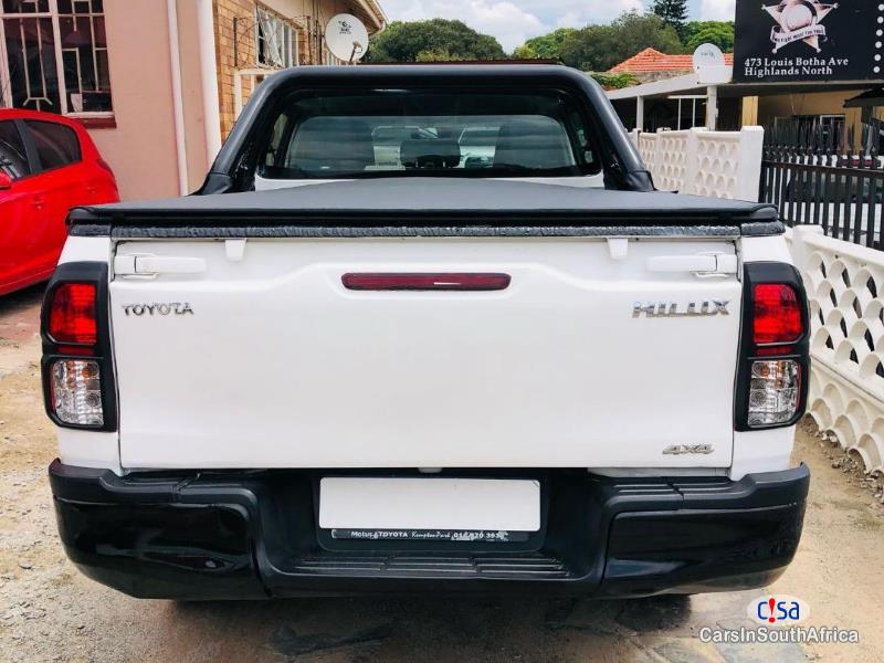 Toyota Hilux 2.4GD6 MANAUL 0813350925 Manual 2020 in Mpumalanga