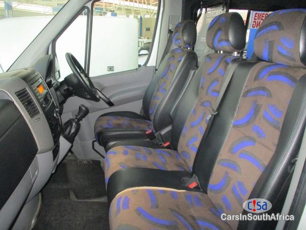 Mercedes Benz Sprinter 515 CDI 22-Seat Bus Manual 2017 - image 3